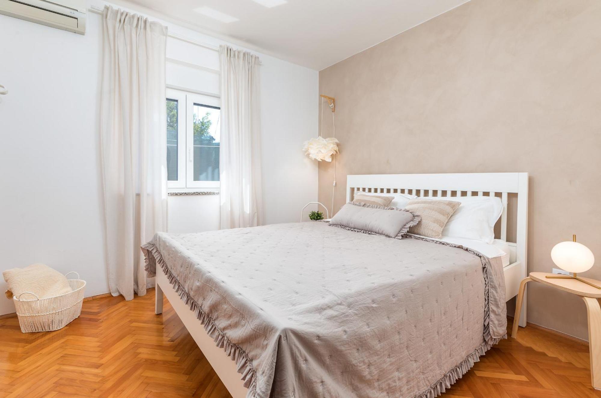 Apartment Tesic Close To The Sea With Shared 4Xbicycles Fažana Eksteriør bilde