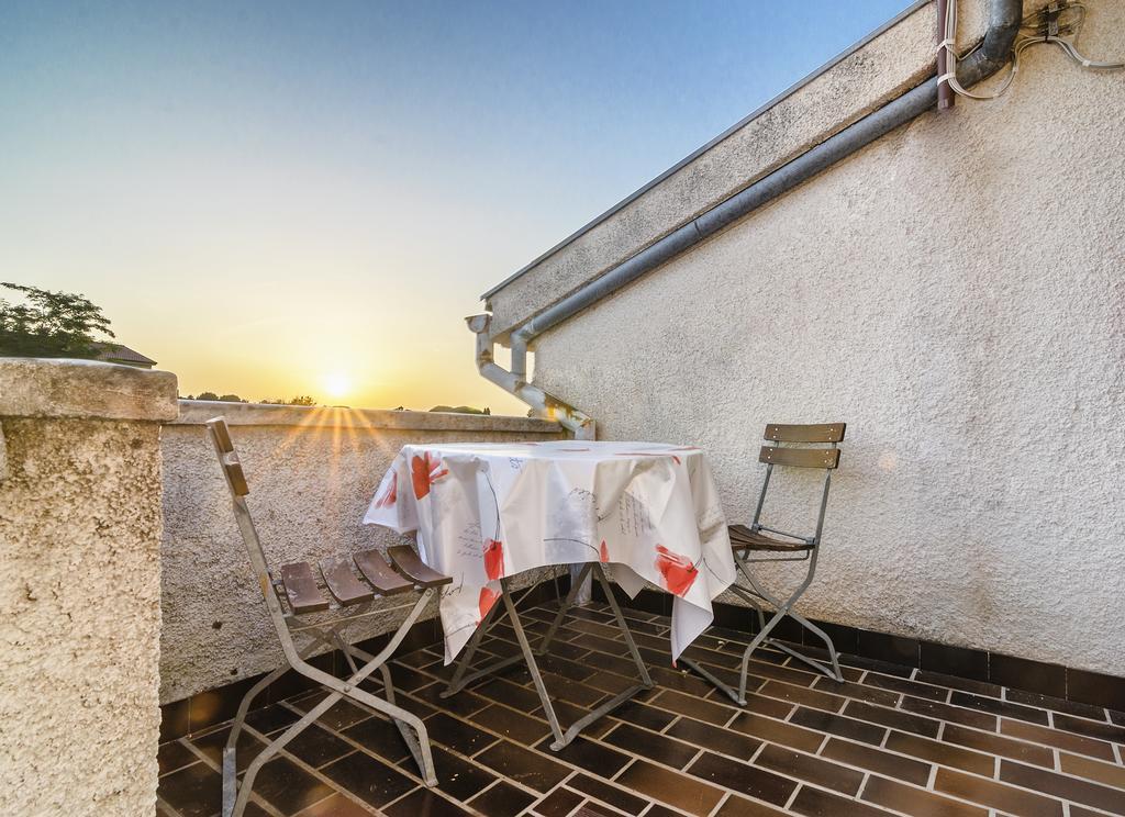 Apartment Tesic Close To The Sea With Shared 4Xbicycles Fažana Eksteriør bilde
